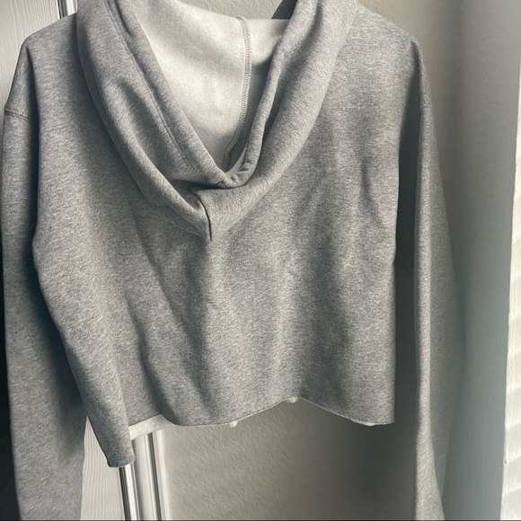 NEW CROPPED HOODIE - Picture 7 of 8